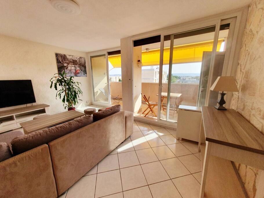 Appartement Avec 3 Chambres 80M2 Plein Sud Marignane Kültér fotó