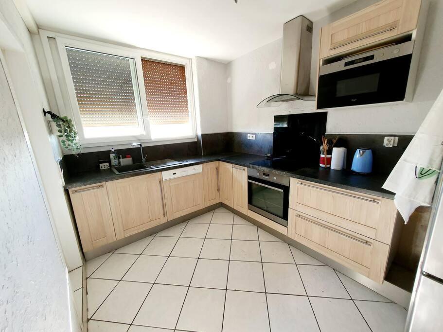 Appartement Avec 3 Chambres 80M2 Plein Sud Marignane Kültér fotó