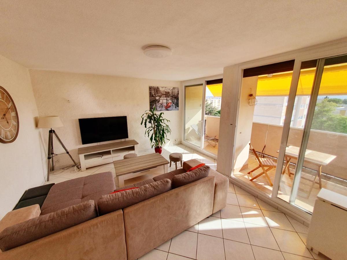 Appartement Avec 3 Chambres 80M2 Plein Sud Marignane Kültér fotó
